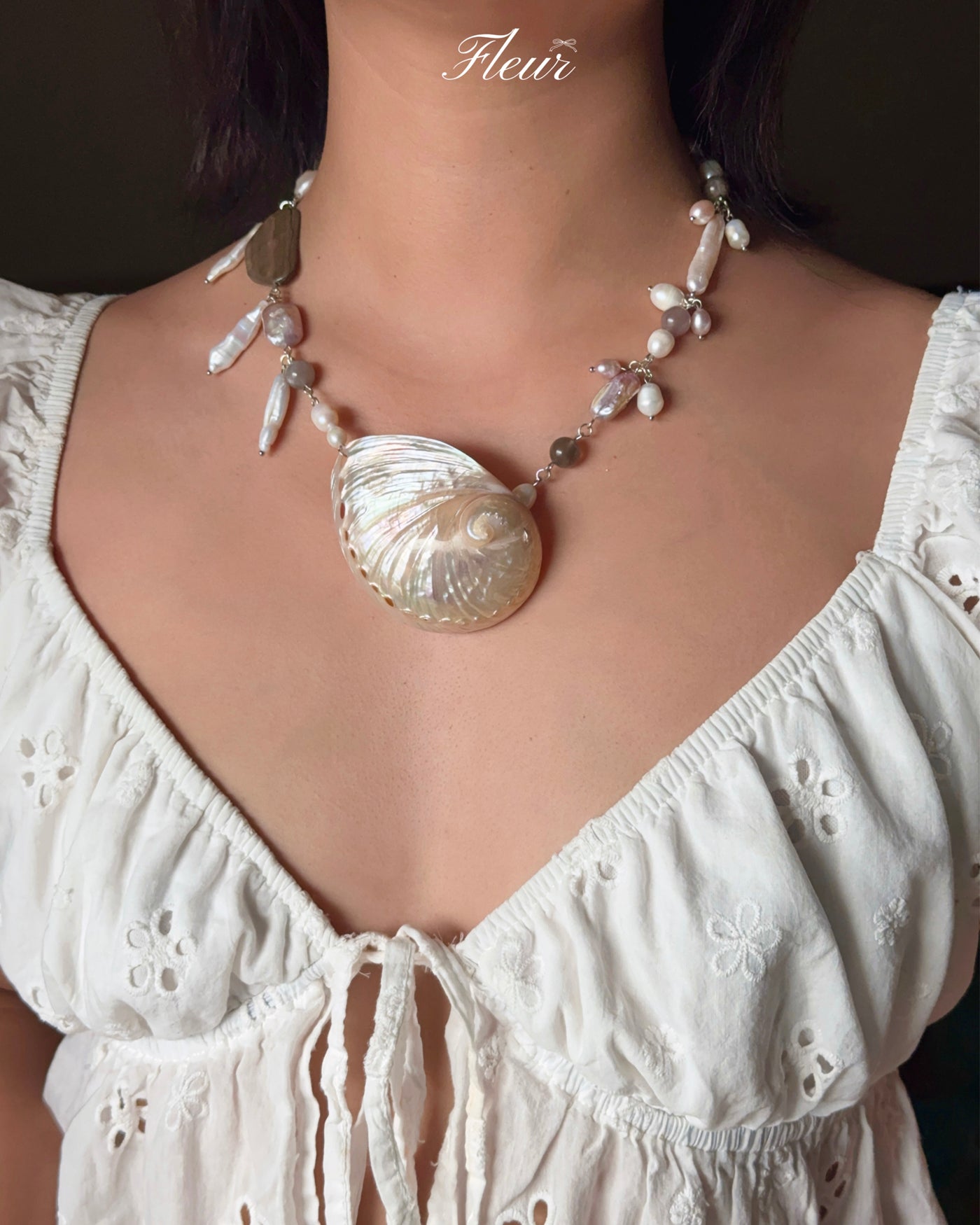 Pearl Shell Chic Necklace