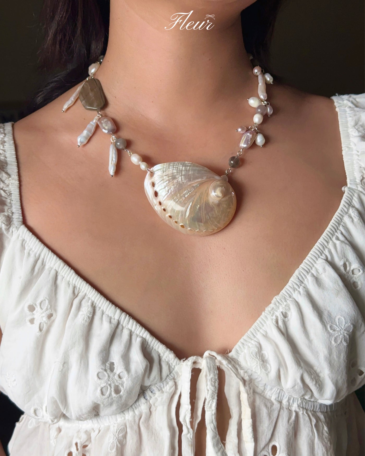 Pearl Shell Chic Necklace